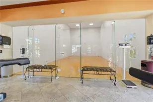 1260 Wildwood Lakes Blvd, Naples, FL 34104 - Photo 33