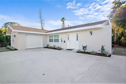 3581 Corana Way, Naples, FL 34105 - Photo 1