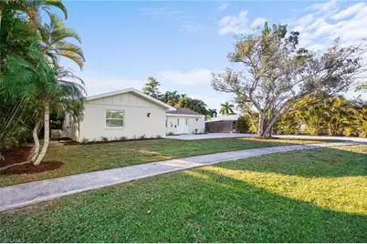 3581 Corana Way, Naples, FL 34105 - Photo 23