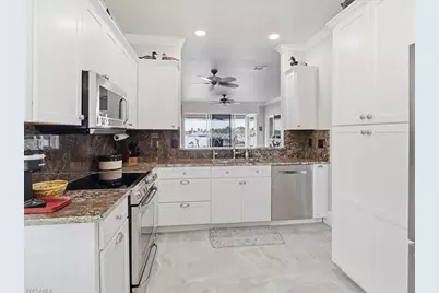 231 Cays Dr, Naples, FL 34114 - Photo 23