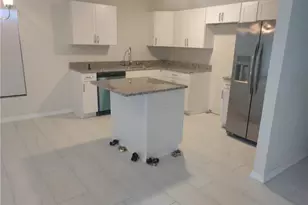 409 NW 8th Terrace, Cape Coral, FL 33993 - Photo 5