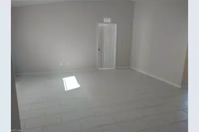 409 NW 8th Ter, Cape Coral, FL 33993 - Photo 3