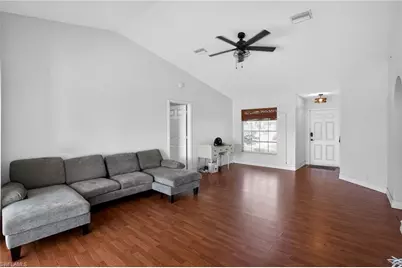 410 SE 2nd St, Cape Coral, FL 33990 - Photo 7