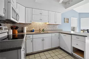 410 SE 2nd St, Cape Coral, FL 33990 - Photo 3