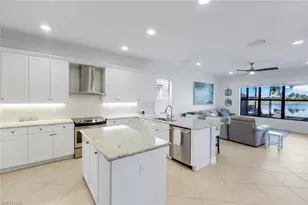 2735 Cinnamon Bay Cir, Naples, FL 34119 - Photo 5