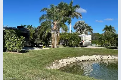 1246 Silver Lakes Blvd, Naples, FL 34114 - Photo 9