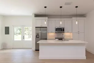 5588 Wendy Ln, Naples, FL 34112 - Photo 5