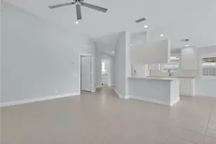 4231 Redonda Ln, Naples, FL 34119 - Photo 11