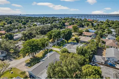 1343 Jambalana Ln, Fort Myers, FL 33901 - Photo 39