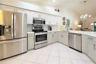 8375 Heritage Links Ct, Naples, FL 34112 - Photo 5