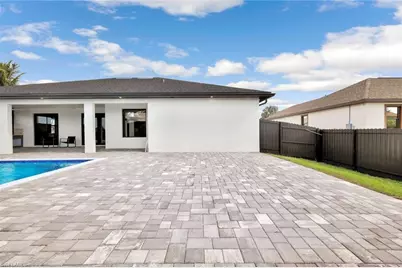 1020 NW 33rd Pl, Cape Coral, FL 33993 - Photo 31