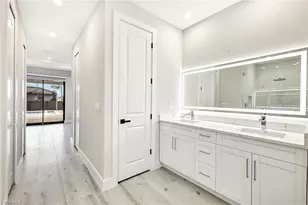 1020 NW 33rd Pl, Cape Coral, FL 33993 - Photo 17