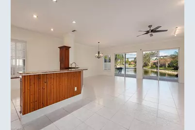 963 Fountain Run, Naples, FL 34119 - Photo 3