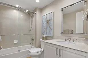 1050 Borghese Ln, Naples, FL 34114 - Photo 27