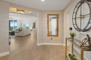 1050 Borghese Ln, Naples, FL 34114 - Photo 7