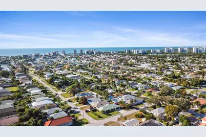 595 103rd Ave N, Naples, FL 34108 - Photo 31