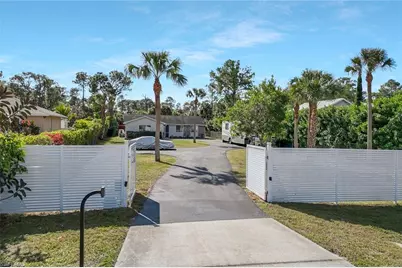 3870 White Blvd, Naples, FL 34117 - Photo 7