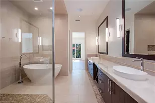 7100 Verde Way, Naples, FL 34108 - Photo 11