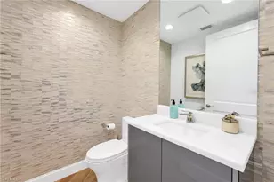 13675 Vanderbilt Dr, Naples, FL 34110 - Photo 43