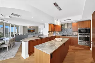 13675 Vanderbilt Dr, Naples, FL 34110 - Photo 7