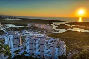 13675 Vanderbilt Dr, Naples, FL 34110 - Photo 47