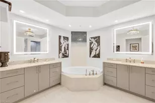 13675 Vanderbilt Dr, Naples, FL 34110 - Photo 25