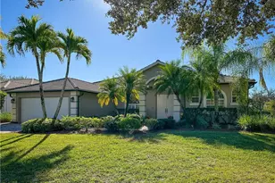 948 Chesapeake Bay Ct, Naples, FL 34120 - Photo 1