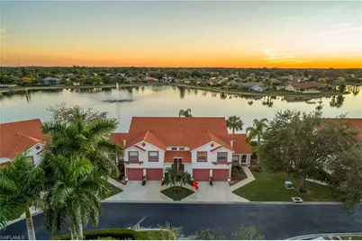 541 Windsor Sq #202, Naples, FL 34104 - Photo 3