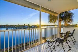 541 Windsor Sq, Naples, FL 34104 - Photo 25