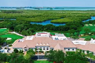 24802 Lakemont Cove Ln, Bonita Springs, FL 34134 - Photo 33