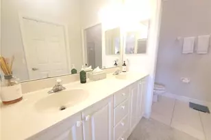 1100 Eastham Way, Naples, FL 34104 - Photo 17