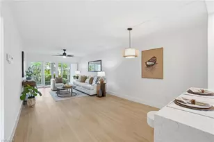 268 Banyan Blvd, Naples, FL 34102 - Photo 9