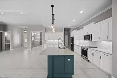 14792 Spinnaker Way, Naples, FL 34114 - Photo 9