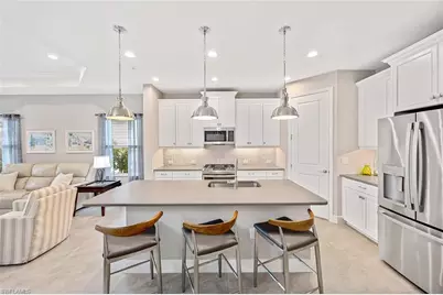 2303 Marquesa Cir, Naples, FL 34112 - Photo 11