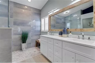 9040 Old Hickory Cir, Fort Myers, FL 33912 - Photo 17