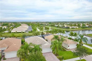 8578 Veronawalk Cir, Naples, FL 34114 - Photo 15