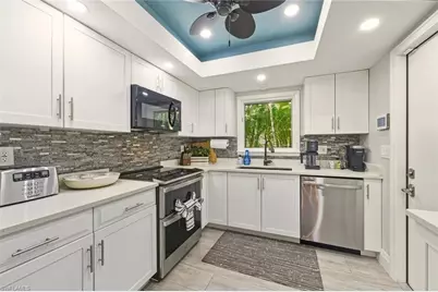 530 108 Ave N, Naples, FL 34108 - Photo 11