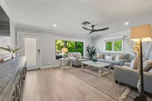 530 108th Ave N, Naples, FL 34108 - Photo 5