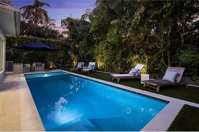 1040 2nd St S, Naples, FL 34102 - Photo 37