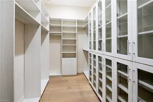 1040 2nd St S, Naples, FL 34102 - Photo 17