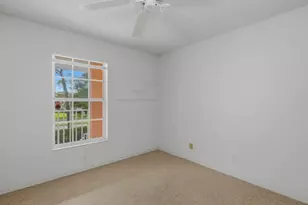 565 Augusta Blvd, Naples, FL 34113 - Photo 7