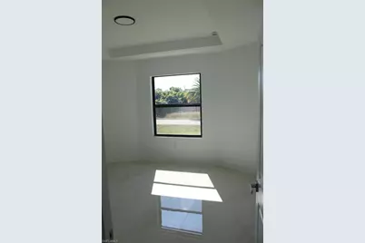 4762 22nd St SW, Lehigh Acres, FL 33973 - Photo 5