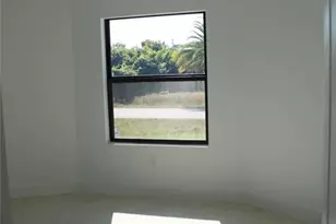 4762 22nd St SW, Lehigh Acres, FL 33973 - Photo 5