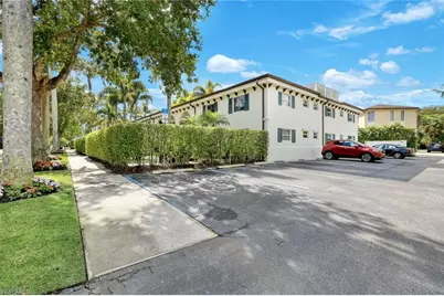 960 7th St S #105, Naples, FL 34102 - Photo 19