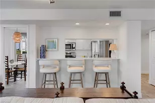 11118 Gulf Shore Dr, Naples, FL 34108 - Photo 9