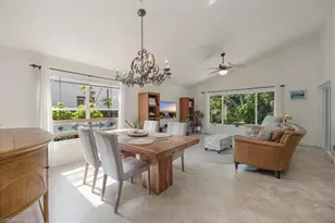 5886 Westbourgh Ct, Naples, FL 34112 - Photo 3