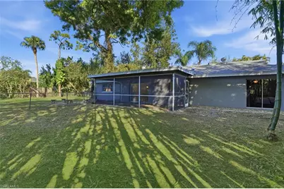1939 Flamingo Dr, North Fort Myers, FL 33917 - Photo 17