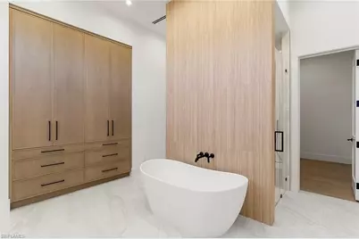 2309 Anthony Ct, Naples, FL 34109 - Photo 13