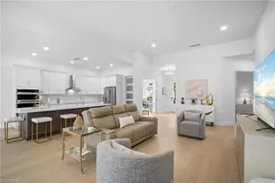 2729 Island Pond Ln, Naples, FL 34119 - Photo 11