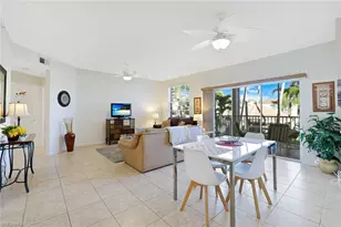 4610 St Croix Ln, Naples, FL 34109 - Photo 9